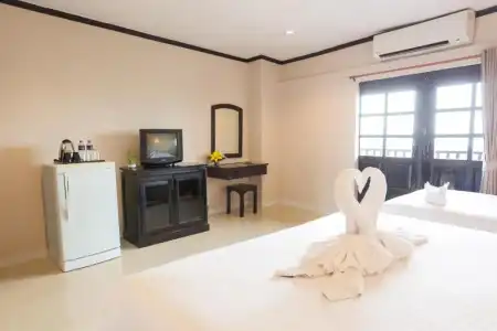 Essential Pattaya - 56
