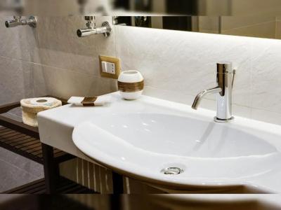 Lh Royal Suites - 23