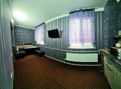 Status House - 10
