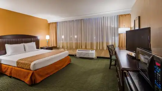 Airport Honolulu, Trademark Collection by Wyndham - 57