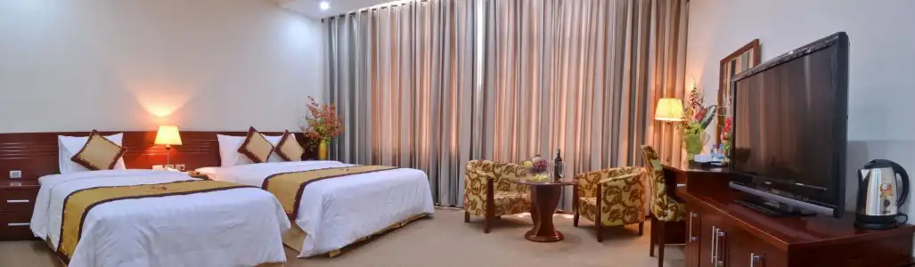 A25 Premium - 705 Lac Long Quan - 2