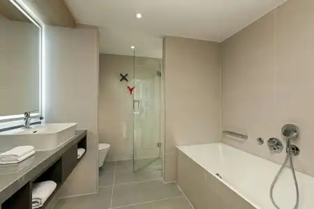 Frankfurt Airport Marriott - 8
