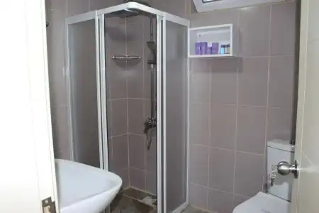Adjara Boutique - 9