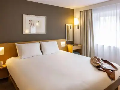 Novotel Bristol Centre - 2