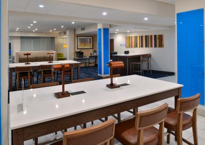 Holiday Inn Express Orlando – South Park by IHG - 20