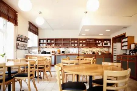 Hotell Aston - 11