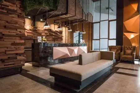 SureStay Plus by Best Western T Pattaya - 1