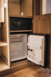 Windsor Tossa – Adults Only +16 - 47