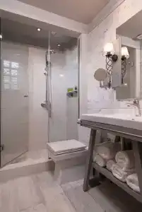 Neikos Luxury Suites - 32