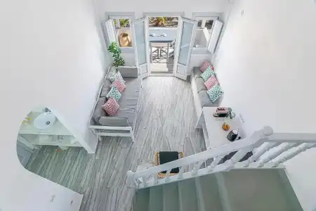 Phaos Santorini Suites - 12