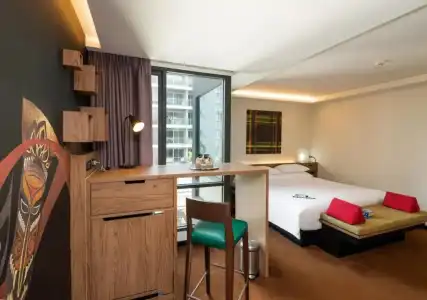 RakYim Siam Sukhumvit 15 - 57