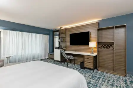 Marriott Anchorage Downtown - 10