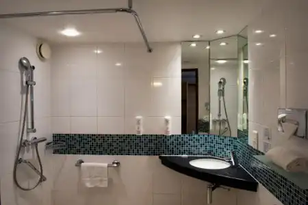 Holiday Inn Express PARIS - CANAL DE LA VILLETTE by IHG - 61