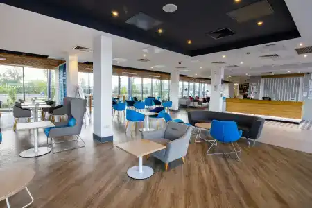 Holiday Inn Express Manchester - TRAFFORDCITY - 13