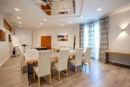 QU, Trademark Collection by Wyndham - 12