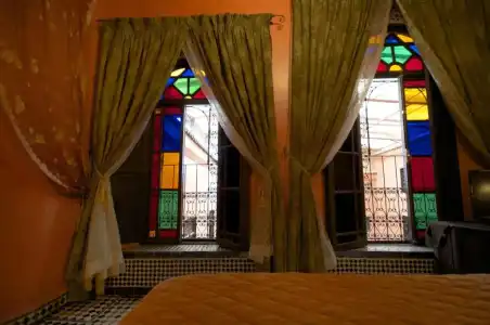 Dar Anebar - 76