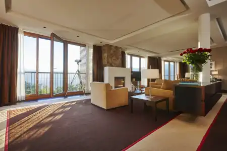 Kempinski - 103