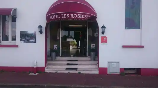 Hôtel Les Rosiers - 0