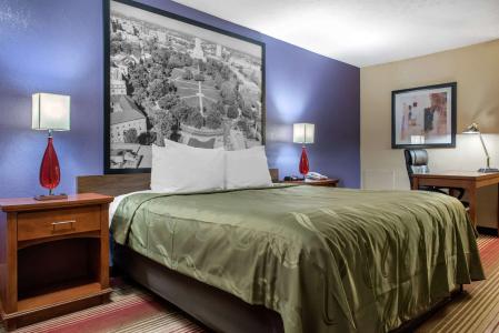 Quality Inn Columbus-East - 6