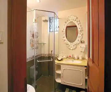 Hanoi Royal - 116