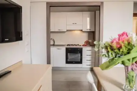 Mediterraneo & Residence - 74