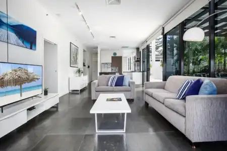 Ultra Broadbeach - 101