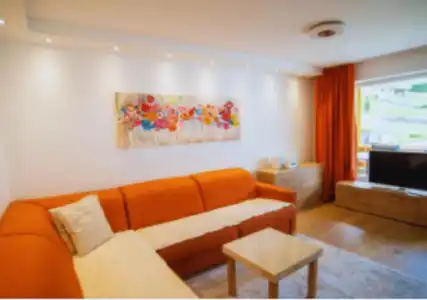 Ringstrasse - One Bedroom No.17 - 67