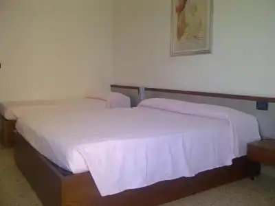 City Beach Resort - 5