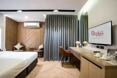 Adelphi Grande Sukhumvit - 29
