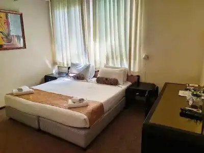 The Colony - 6