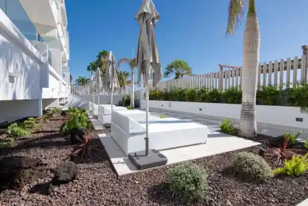 Relaxia Beverly Suites - 2