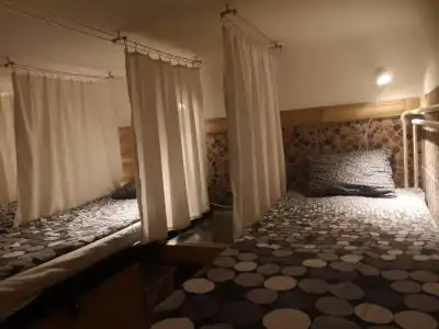 Locomotive Hostel - 4
