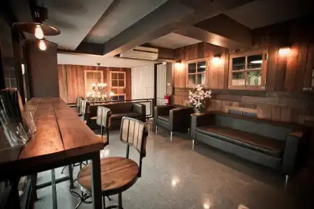 The Arak Bed Bar and Hostel - 49