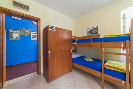 Montenegro Hostel 4U - 4