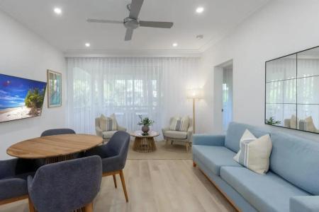 Mandalay Luxury Beachfront Apartments - 40