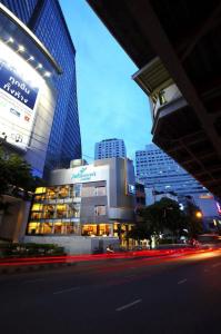 Sukhumvit Suites - 33