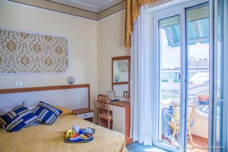 River Fronte Mare Con Piscina - 74