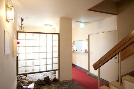 Shin Okubo Sekitei - 10