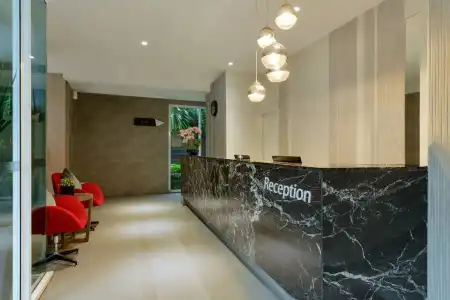 Amber Sukhumvit 85 - 18