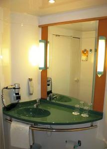 Ibis Stuttgart Centrum - 26