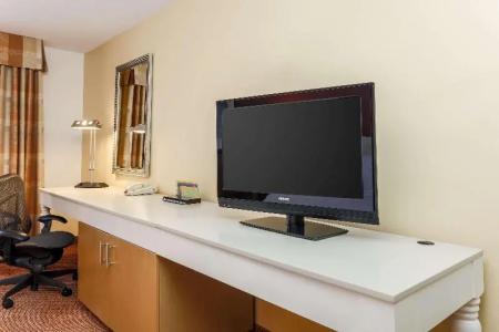 Hilton Garden Inn Anchorage - 35