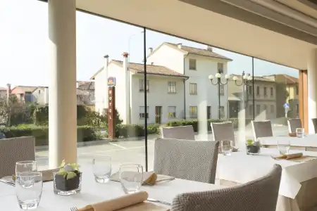 Best Western Continental - 25