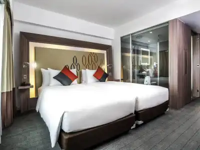 Hilton Garden Inn Bangkok Silom - 2