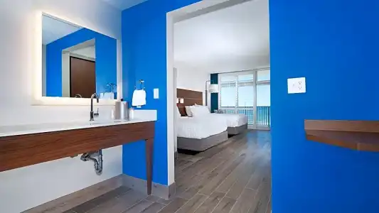 Holiday Inn Express & Suites Panama City Beach - Beachfront by IHG - 132