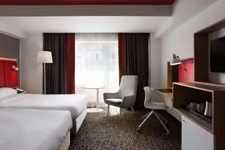 Park Inn By Radisson Bucharest - 7