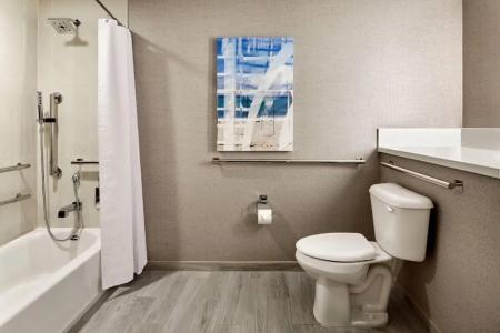 Ventura Beach Marriott - 57