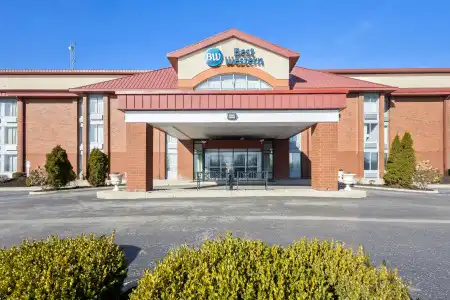 Best Western Luxbury Inn Fort Wayne - 0