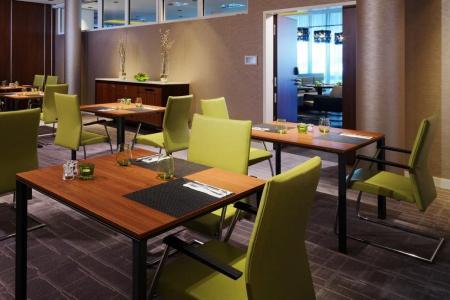 Courtyard by Marriott Cologne - 23