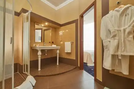 City Holiday Resort & SPA - 44