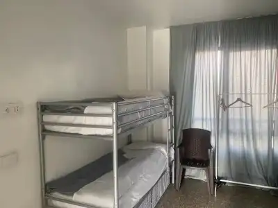 MR Hostel - 8